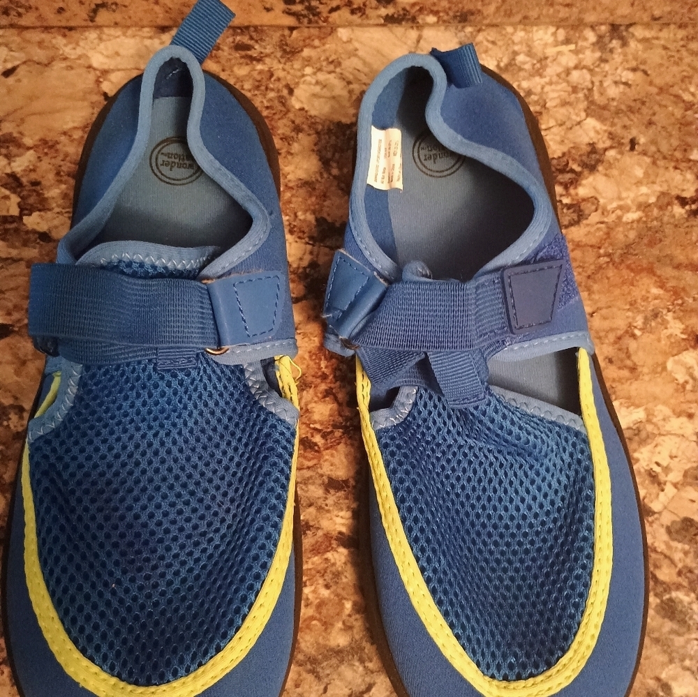 Kids Blue and Yellow Water Shoes Size Small Medium